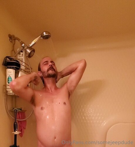 Somejeepdude model sex pic