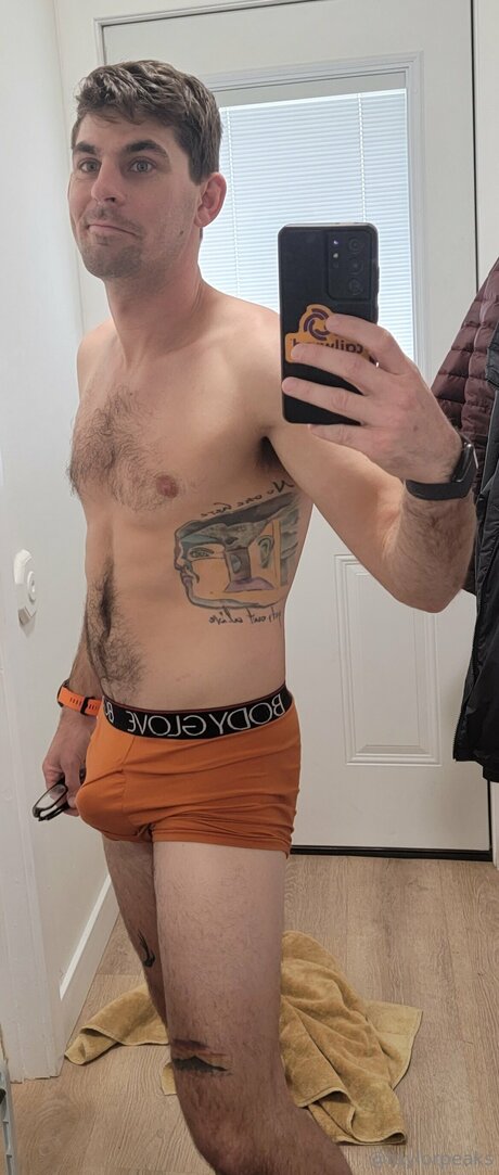 Taylorpeaks model sex images