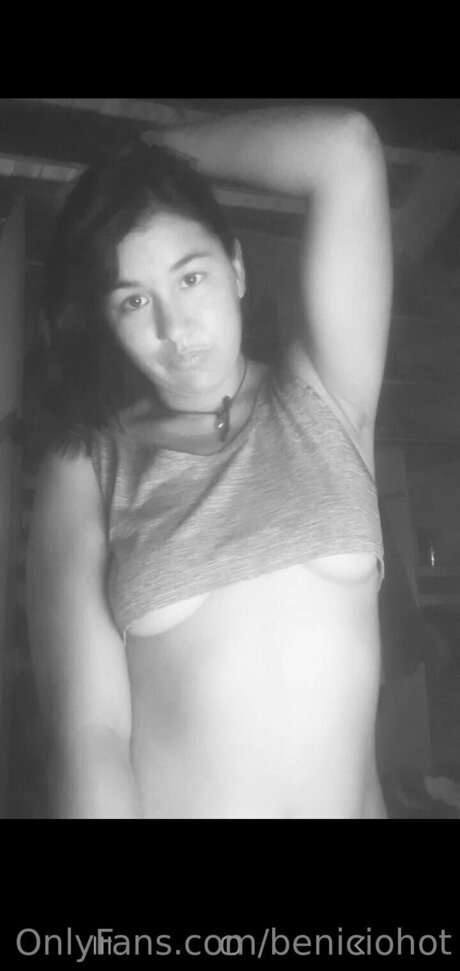 Beniciohot pornstar nudes picture