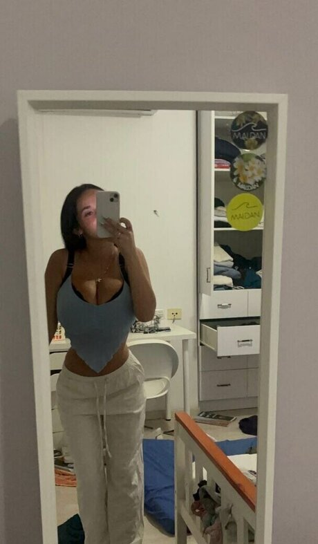 Pelegsaar adult actress img