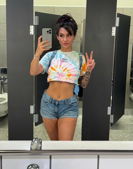 Lauren Hunt model porn picture