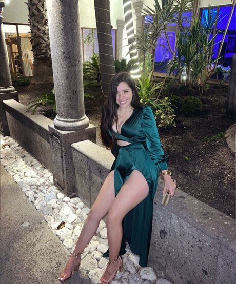 busty mom onlyfans art naked picture