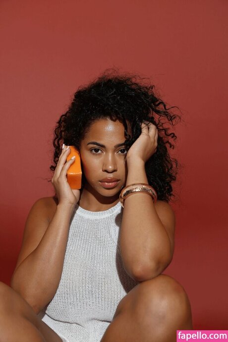 Yasmin Elopez free model photos