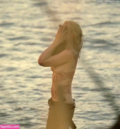 Ingrid Bolso Berdal sexy star picture