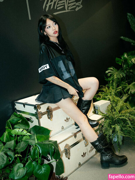 ursungirl art model archive