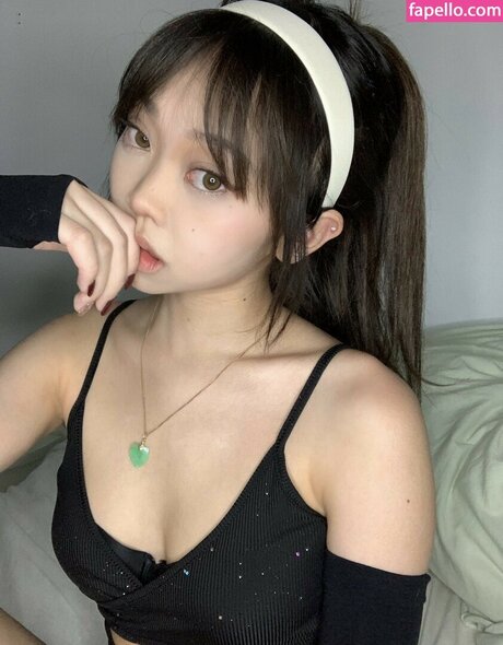 ursungirl hot star image