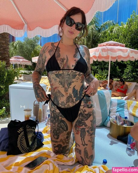 _erikapie pornstar pretty photos