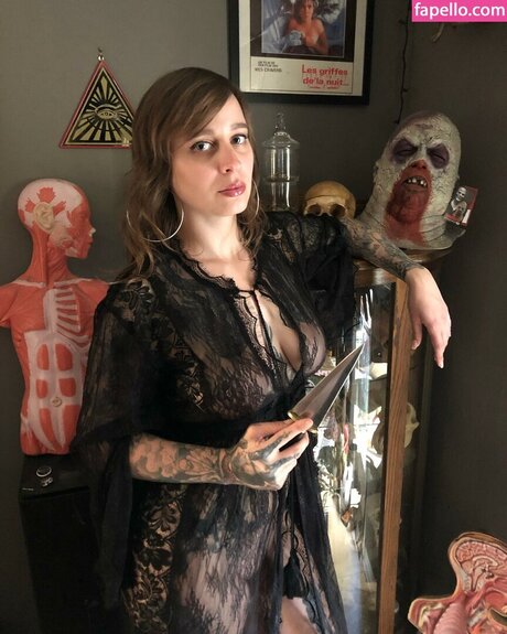 _erikapie sexy star gallery