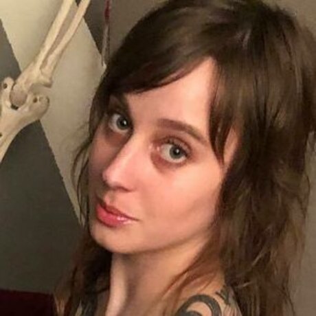 _erikapie exclusive actress photos