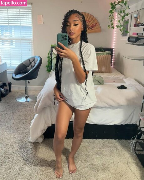 Chibichaz naked actress pics