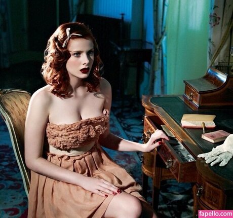 Rachel Hurd Wood hot actress img