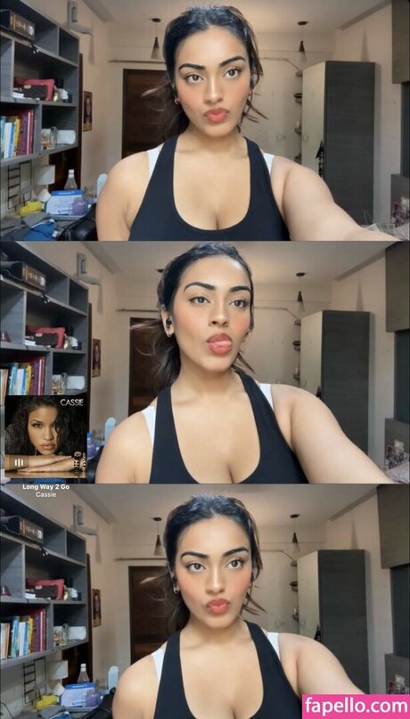 kritiii444 naked model archive