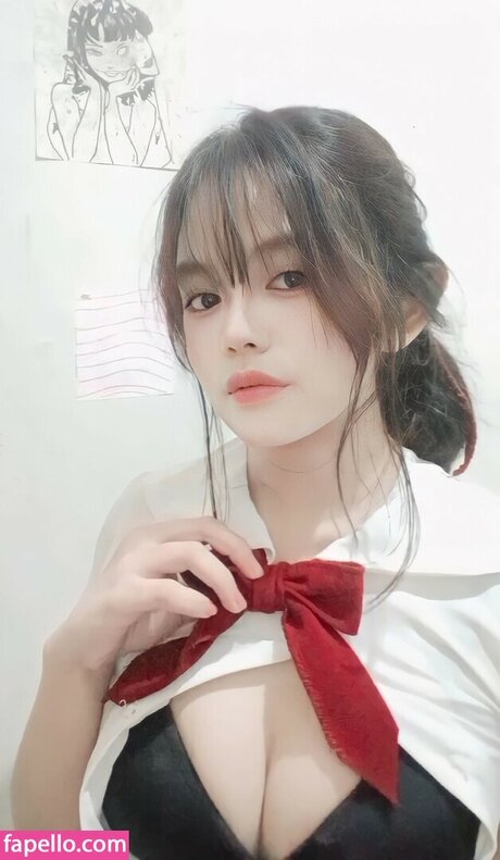 Homare Komiya nudes actress gallery