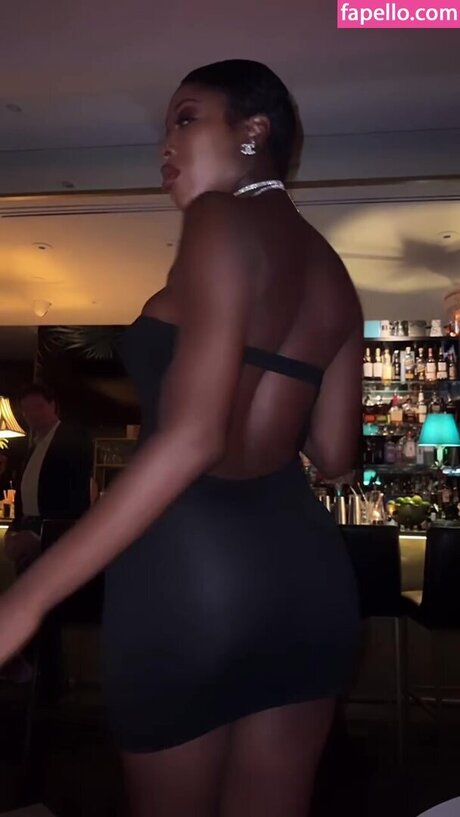 pantyhose milf onlyfans naked images