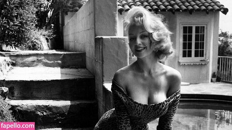 Vintage English Pinups art pornstar images