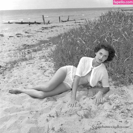 asian top onlyfans perfect pics