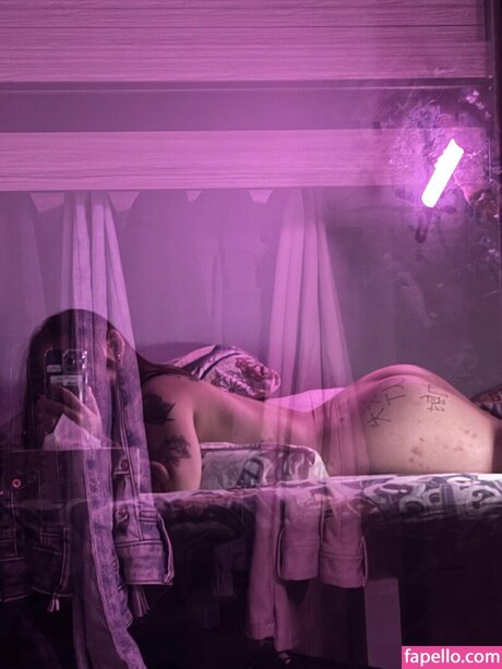 milf strip onlyfans pornos pictures