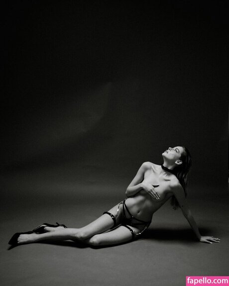 Xenaex perfect pornstar picture