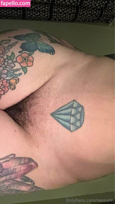 young onlyfans sexy pic