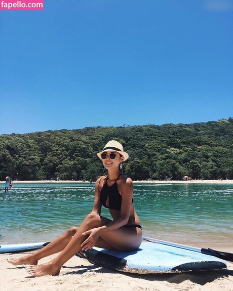 milf strip onlyfans hot naked archive