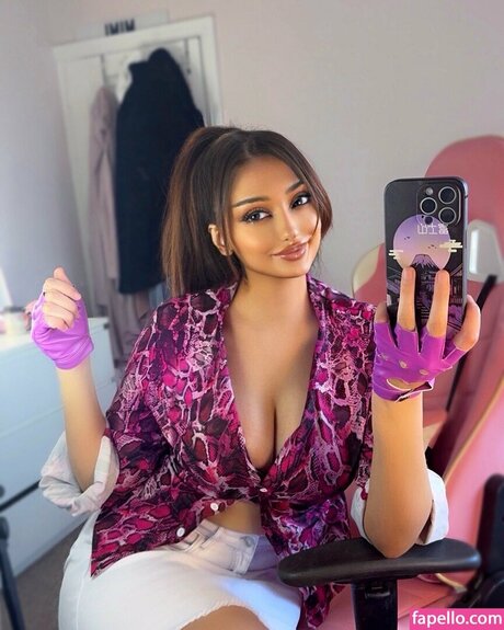 Iceymim hd actress pictures