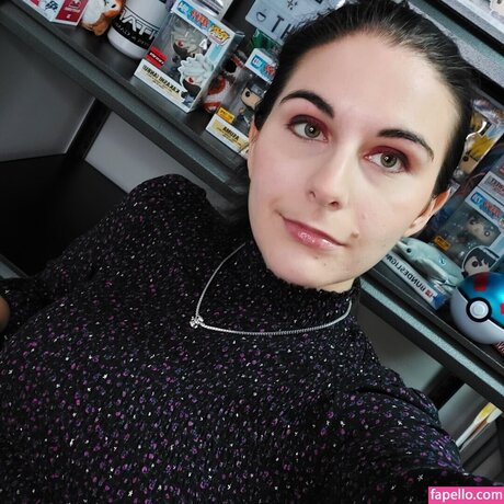 Allylotl star nude image