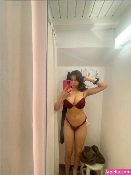 Anika Vishwanath top actress galleries