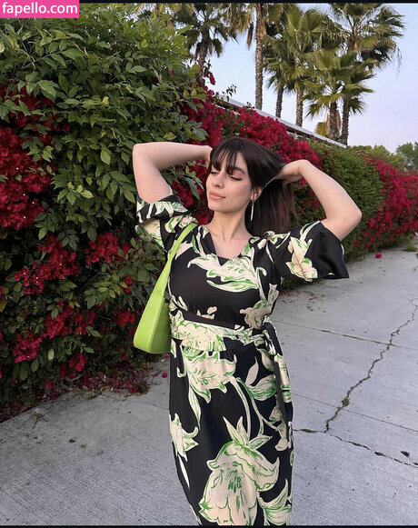 ayaattt nice actress gallery