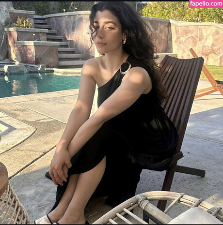 ayaattt sex model galleries