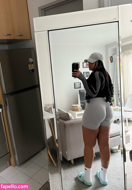 Melanadavids pornstar nude images