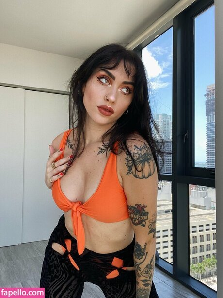 Earthdarling model free images