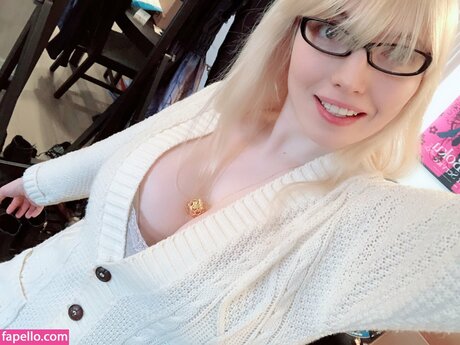 SophicSheep high quality model photo