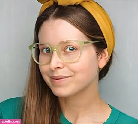 Jessie Cave art actress gallery
