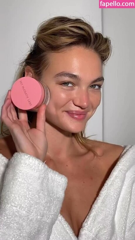 Camille Opp star adult photos