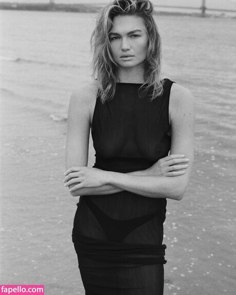 Camille Opp model top image