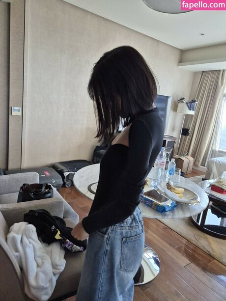 saggy tits onlyfans xxx pic