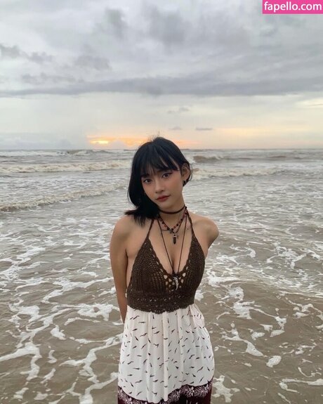 Atiqaaarn sexy pornstar pic