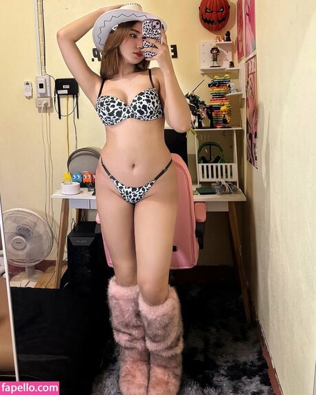 noinavillain naked pornstar galleries