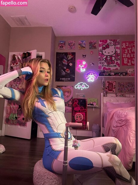 booleahhh model hot pics