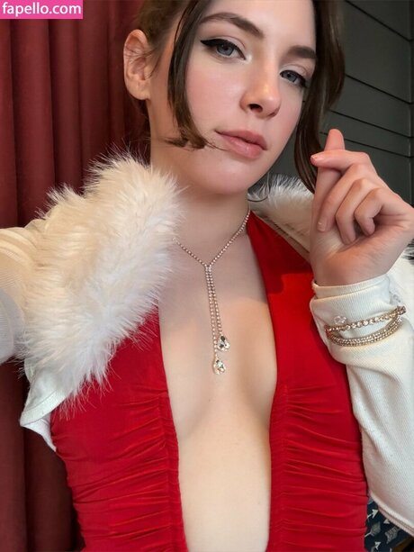 Ursiiday pornstar pretty images