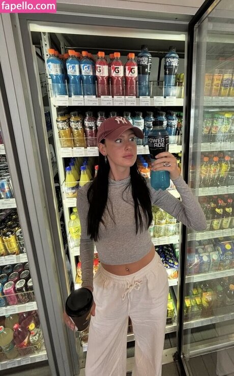 oliviarcox pornstar nude photos