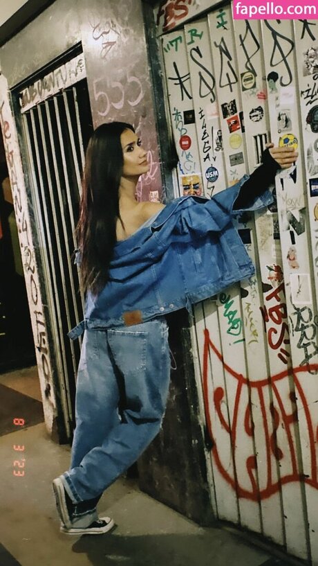 Momi Giardina star art img