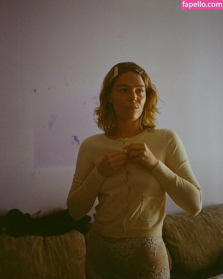 Maggie Rogers erotic pornstar pictures