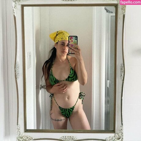 Marisa Dabice sexy star pics