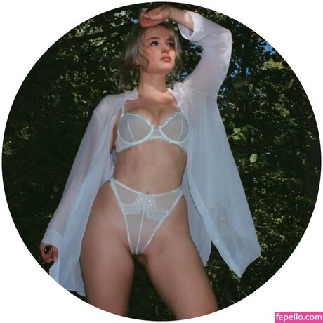 Syd Serene star pretty galleries