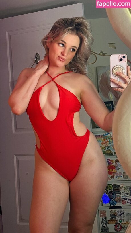 Syd Serene model best images