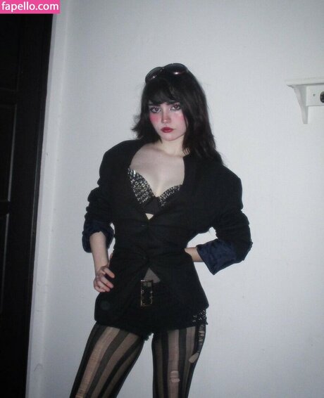 elinoiiddx star exclusive picture