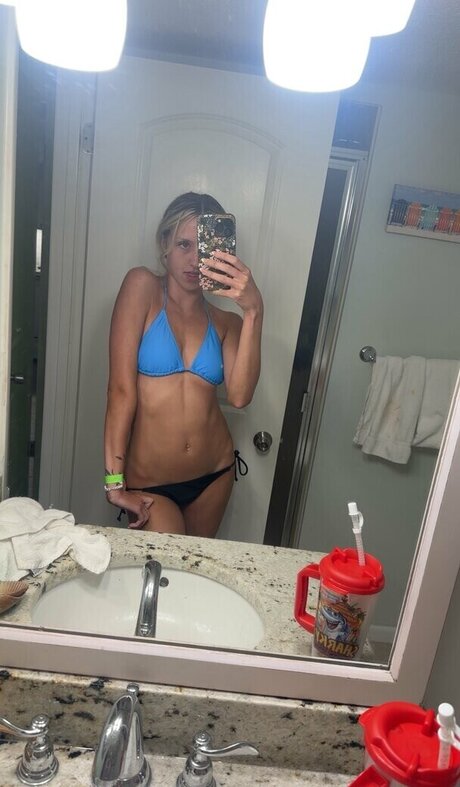 Lilybooboo nude pornstar images