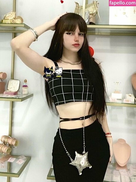 nameluaa pornstar art photo