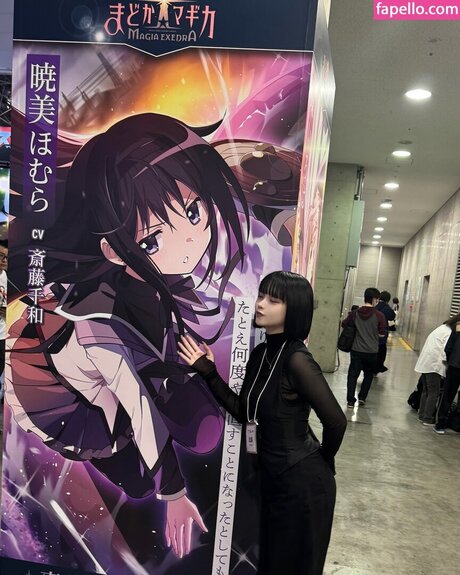 Yuriyuri Fanclub model naked gallery